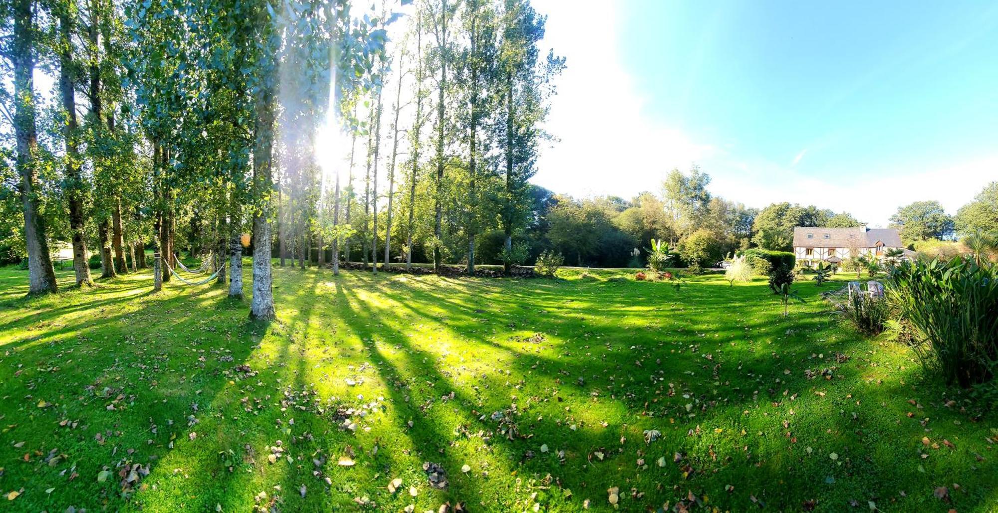 Le Vieux Moulin Gites - Detached Cottage With Garden Views And Pool Guégon Екстериор снимка